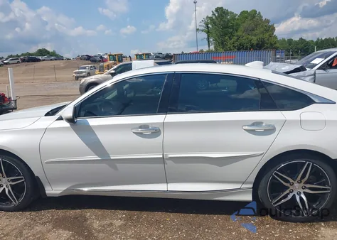 2021 Honda Accord Touring from USA, damaged, VIN 1HGCV2F9XMA030883